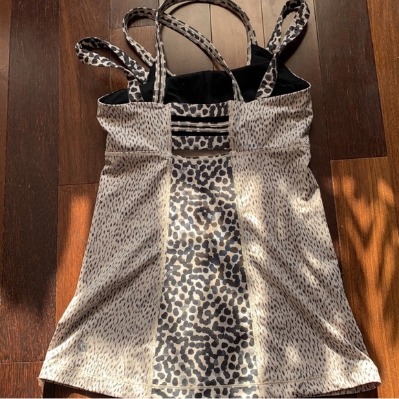 Lululemon Leopard Workout Tank - Picture 4 of 5